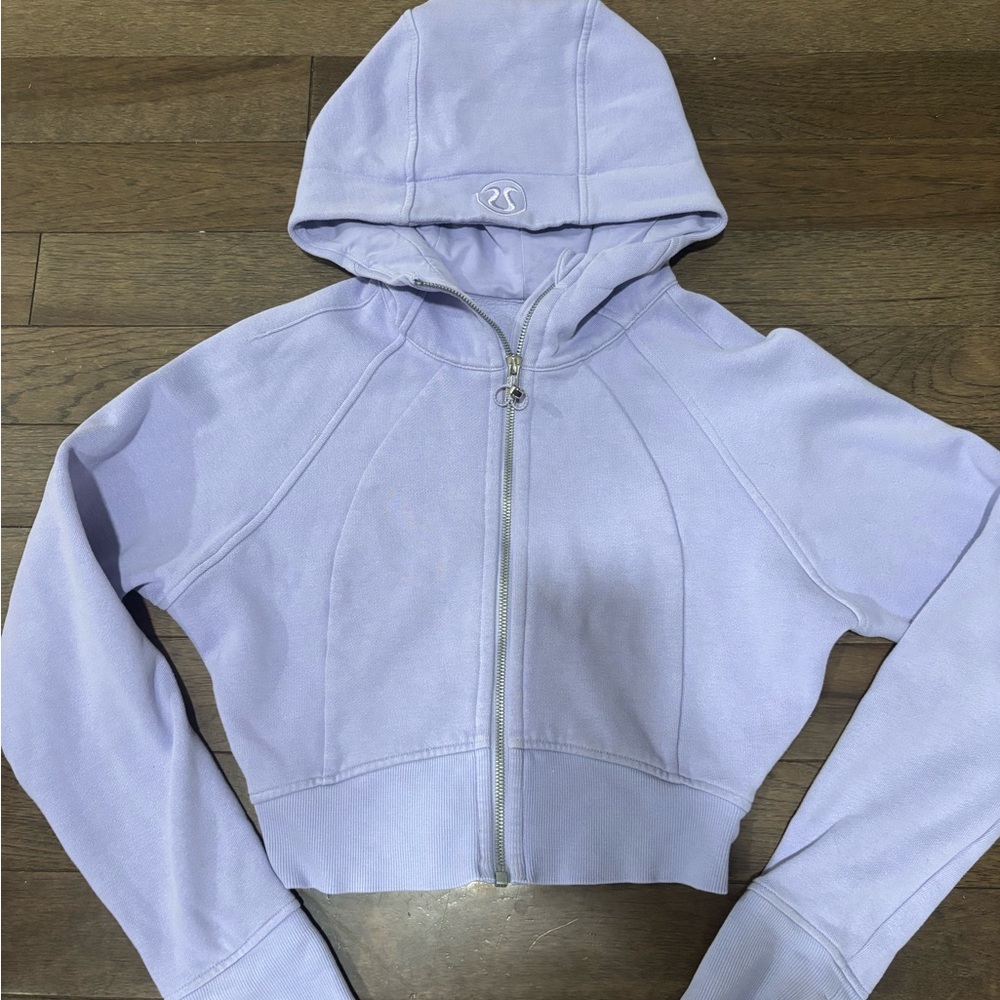 Lululemon Lavender Cropped Scuba XS